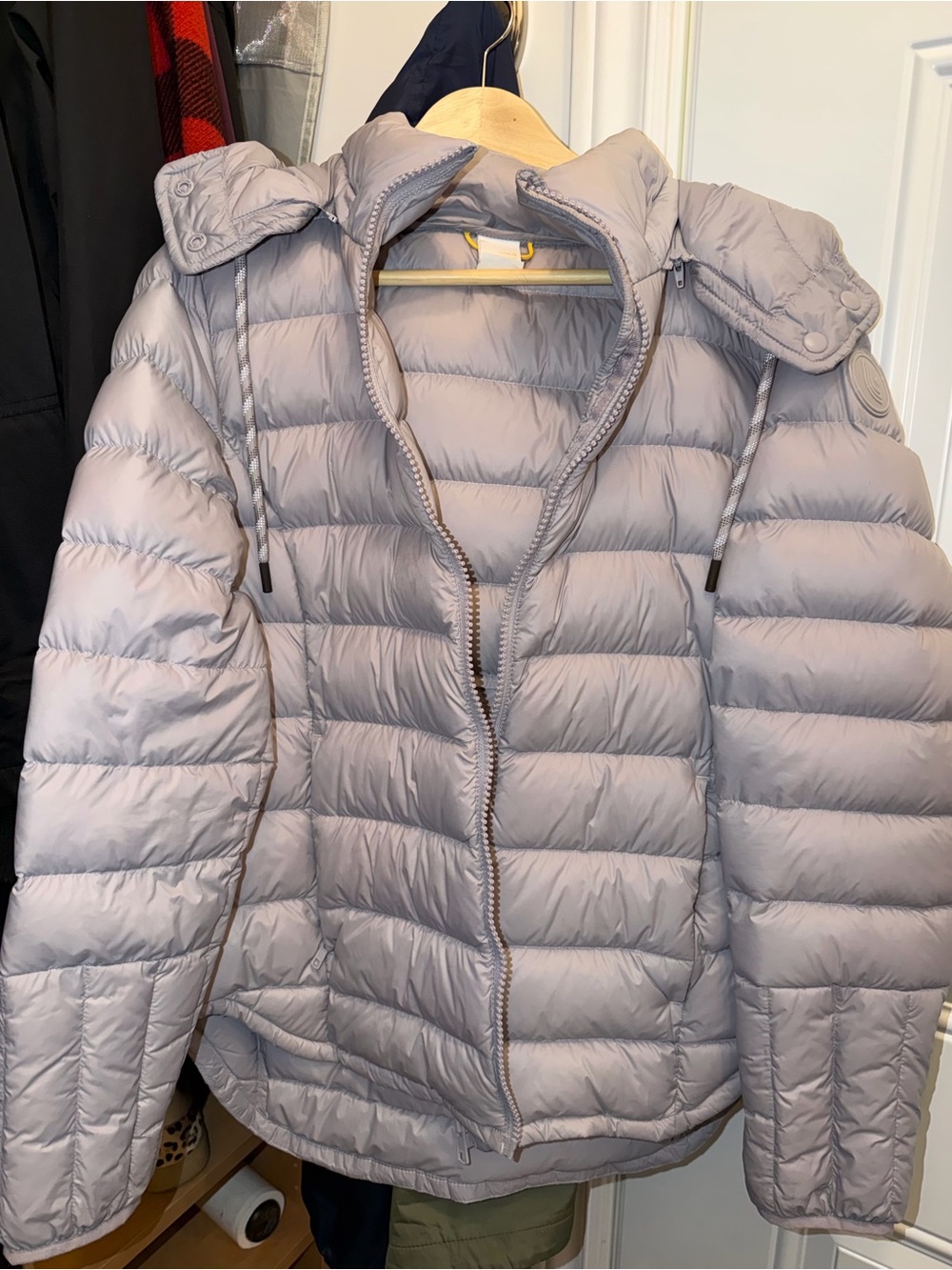 Lole Lightweight Puffer Jacket – Pale Lilac Grey - Picture 3 of 9